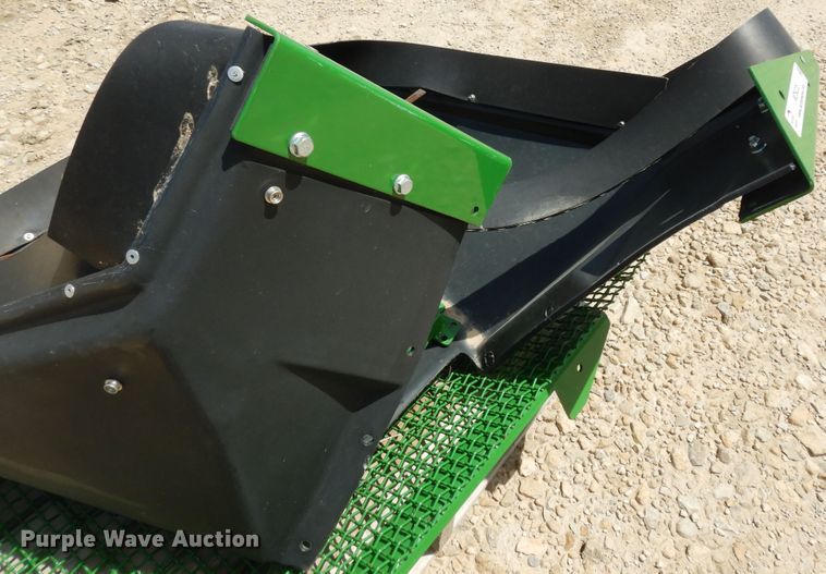 John Deere air seeder hopper in Abilene, KS Item MD9228 sold Purple