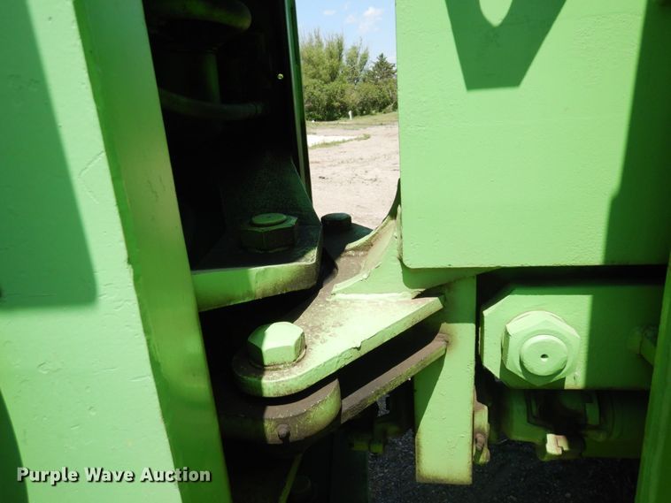 image for item MF9661 Steiger Panther III ST350  4WD tractor