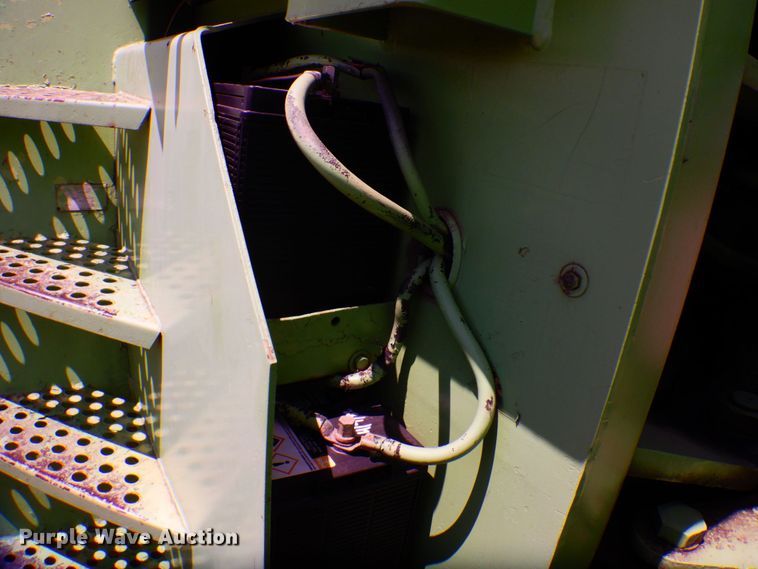 image for item MF9661 Steiger Panther III ST350  4WD tractor