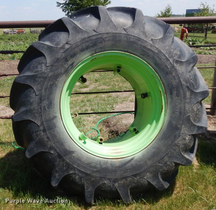 image for item MF9661 Steiger Panther III ST350  4WD tractor