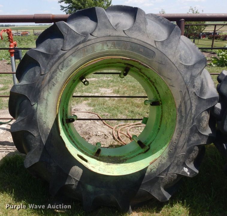 image for item MF9661 Steiger Panther III ST350  4WD tractor