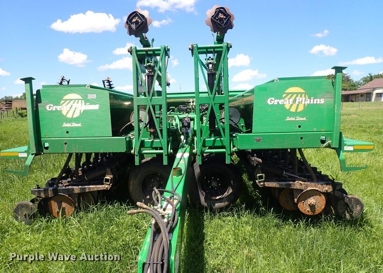 image for item DS7114 Great Plains 3S-4000 Solid Stand  grain drill