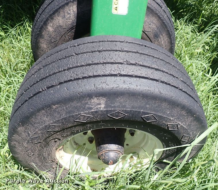 image for item DS7114 Great Plains 3S-4000 Solid Stand  grain drill