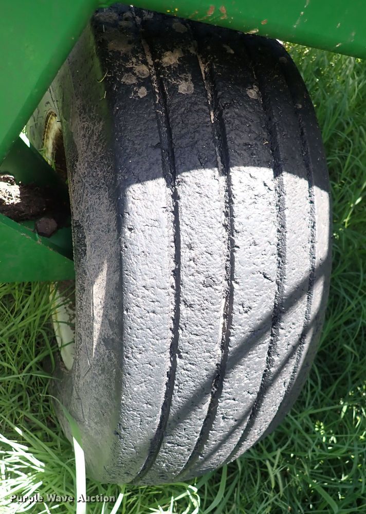 image for item DS7114 Great Plains 3S-4000 Solid Stand  grain drill