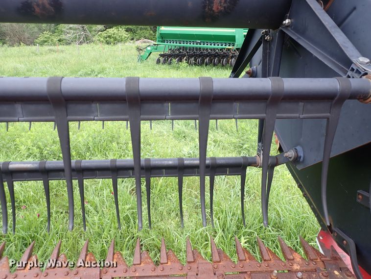 image for item DS7115 1999 Case IH 1020  flex head