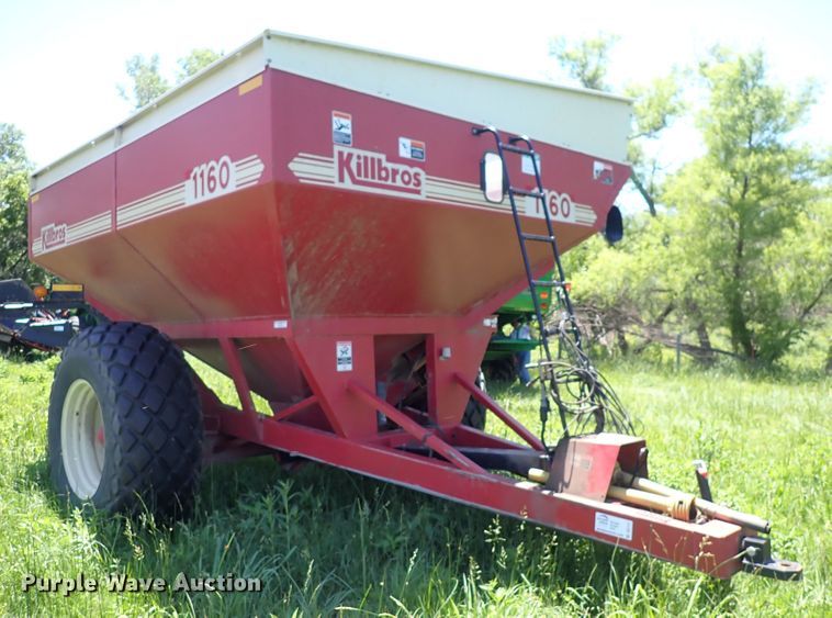 image for item DS7117 Killbros 1160  grain cart