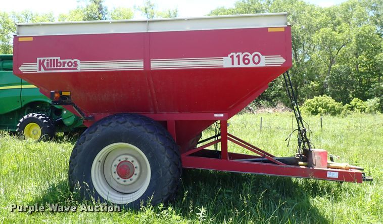 image for item DS7117 Killbros 1160  grain cart