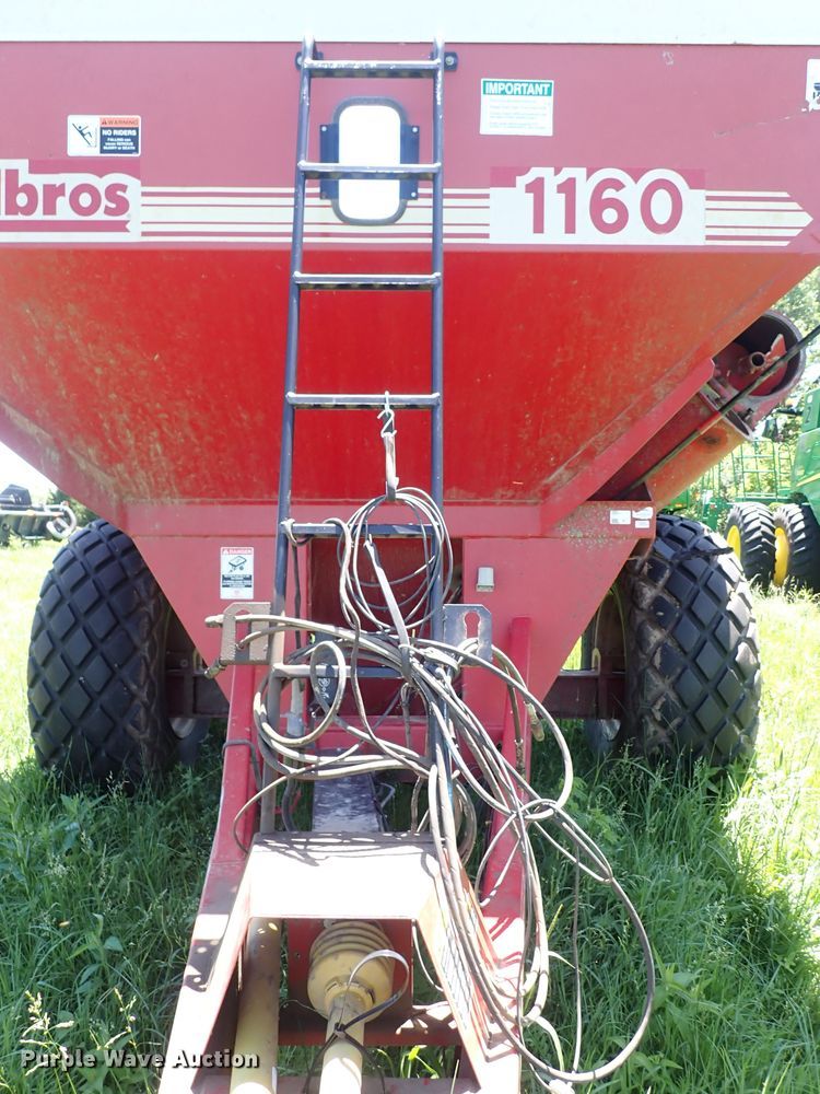 image for item DS7117 Killbros 1160  grain cart