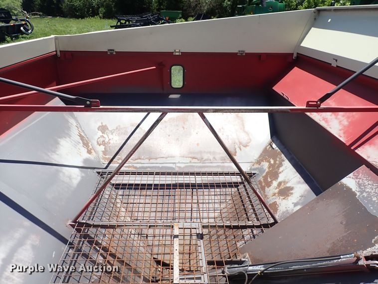 image for item DS7117 Killbros 1160  grain cart