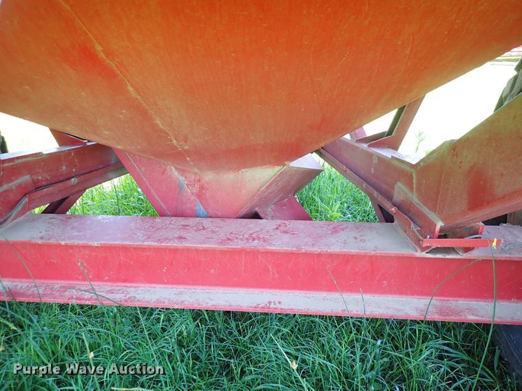 image for item DS7117 Killbros 1160  grain cart