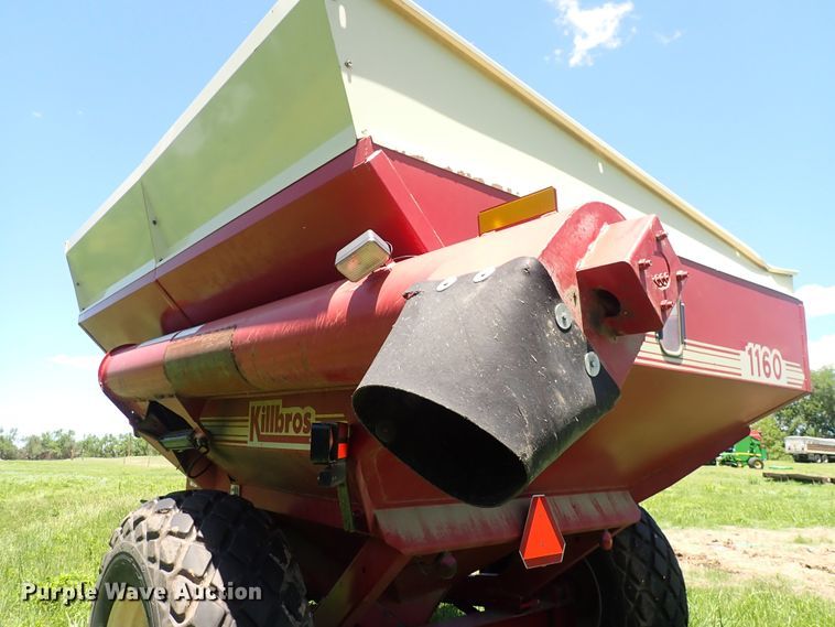 image for item DS7117 Killbros 1160  grain cart