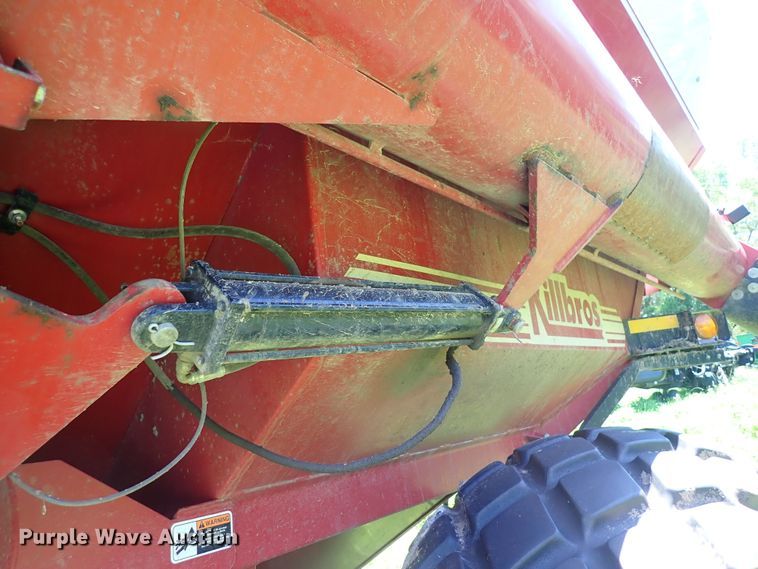 image for item DS7117 Killbros 1160  grain cart