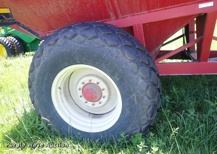 image for item DS7117 Killbros 1160  grain cart