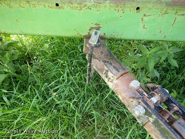 image for item DS7127 Parker 2600  gravity wagon