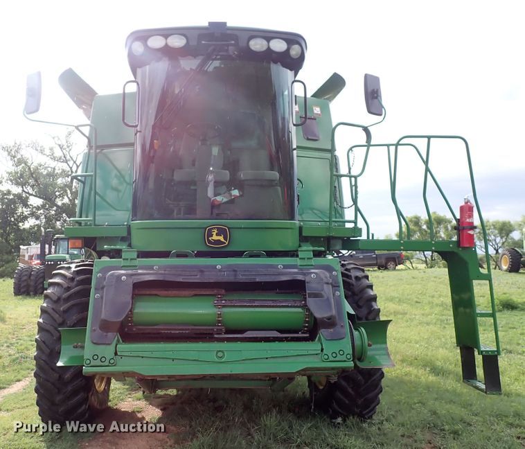 image for item DS7131 2008 John Deere 9770 STS  combine