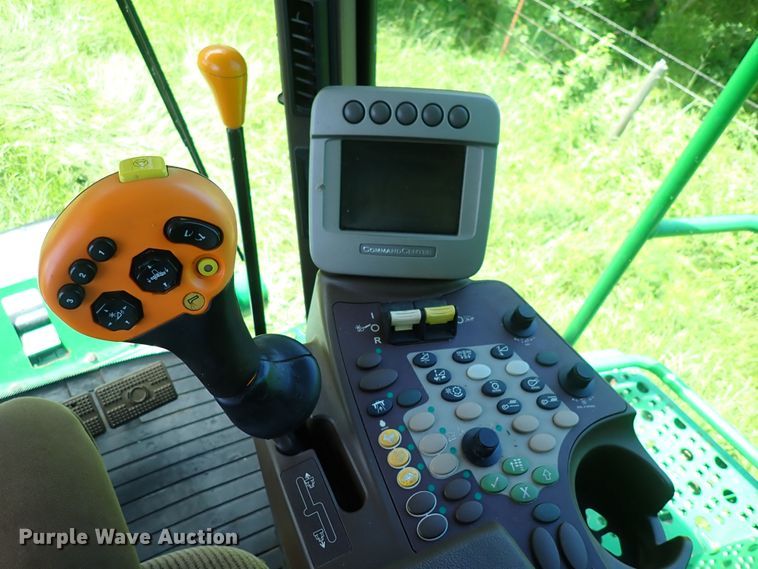 image for item DS7131 2008 John Deere 9770 STS  combine