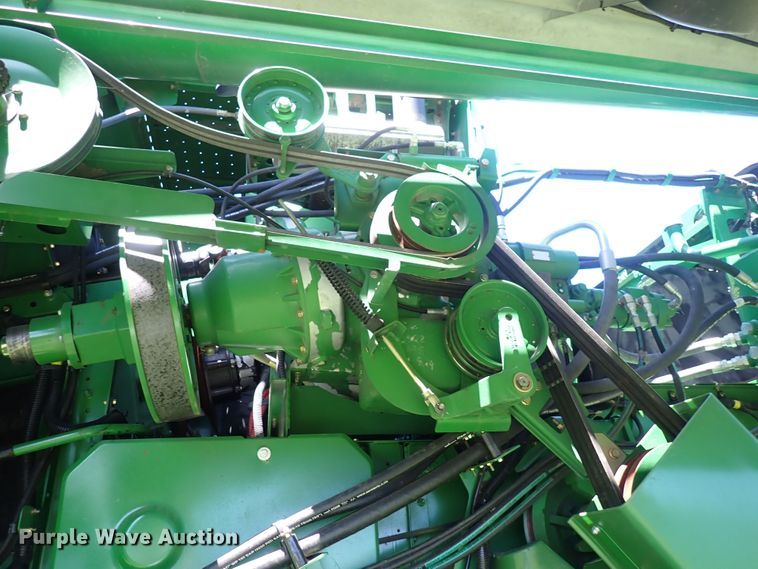 image for item DS7131 2008 John Deere 9770 STS  combine