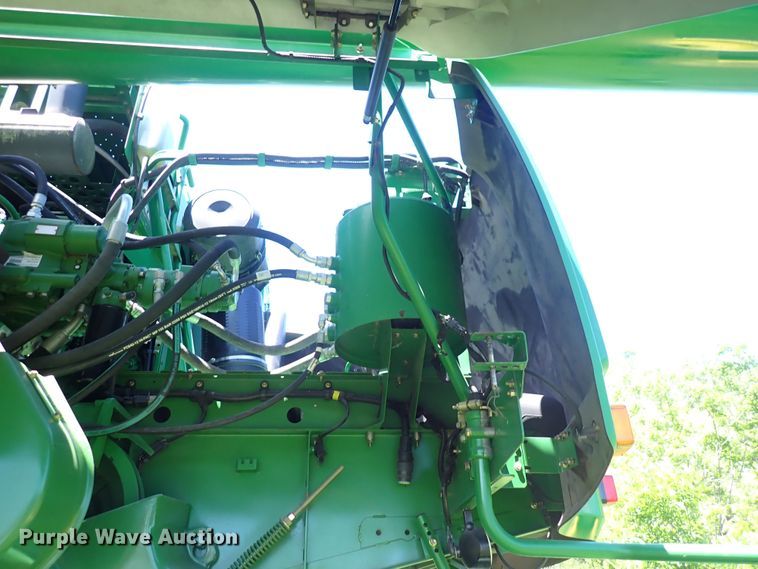 image for item DS7131 2008 John Deere 9770 STS  combine