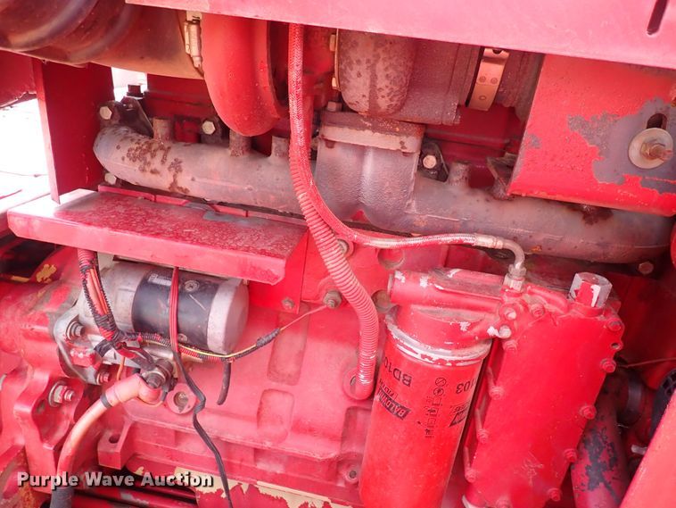 image for item DS7133 1998 Case IH 2388  combine
