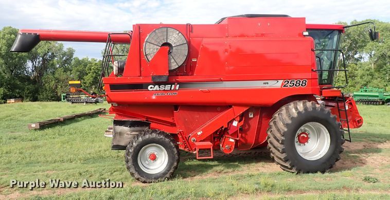image for item DS7135 2007 Case IH 2588 AFS  combine