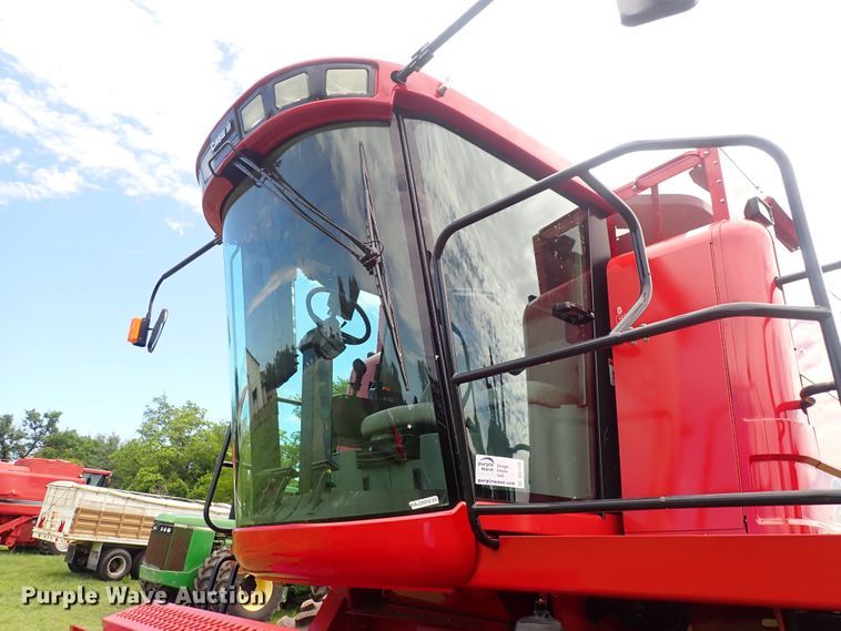 image for item DS7135 2007 Case IH 2588 AFS  combine