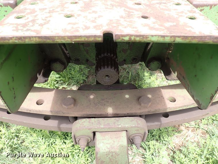 image for item DS7136 1974 John Deere 7520  4WD tractor