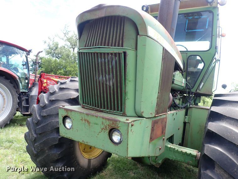image for item DS7136 1974 John Deere 7520  4WD tractor