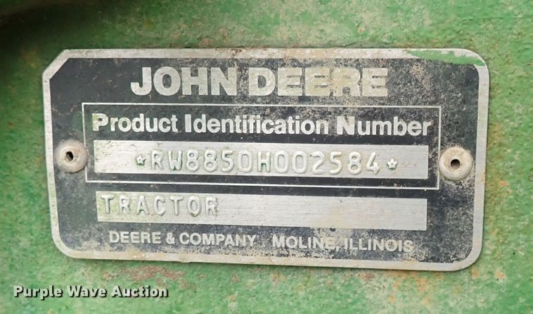image for item DS7137 1982 John Deere 8850  4WD tractor
