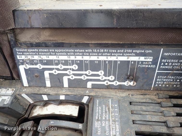 image for item DS7137 1982 John Deere 8850  4WD tractor