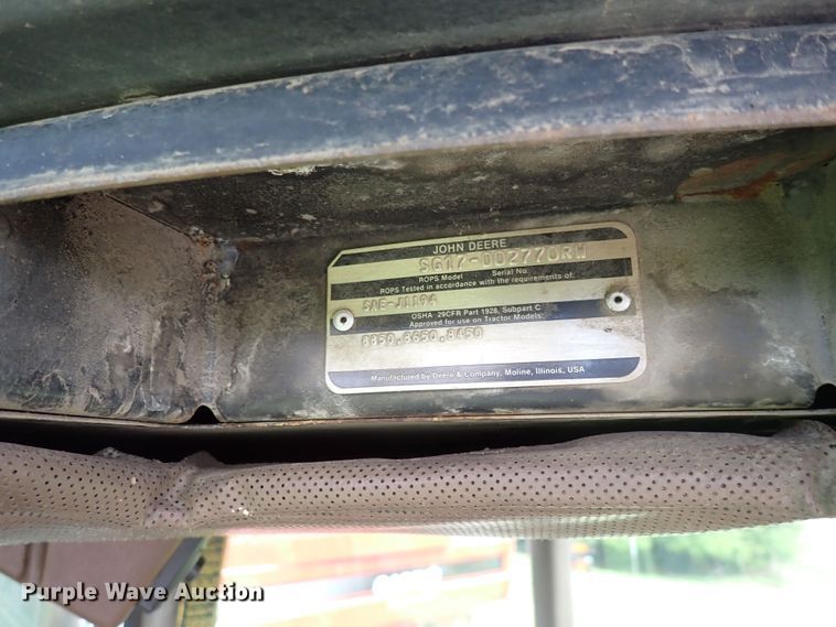 image for item DS7137 1982 John Deere 8850  4WD tractor