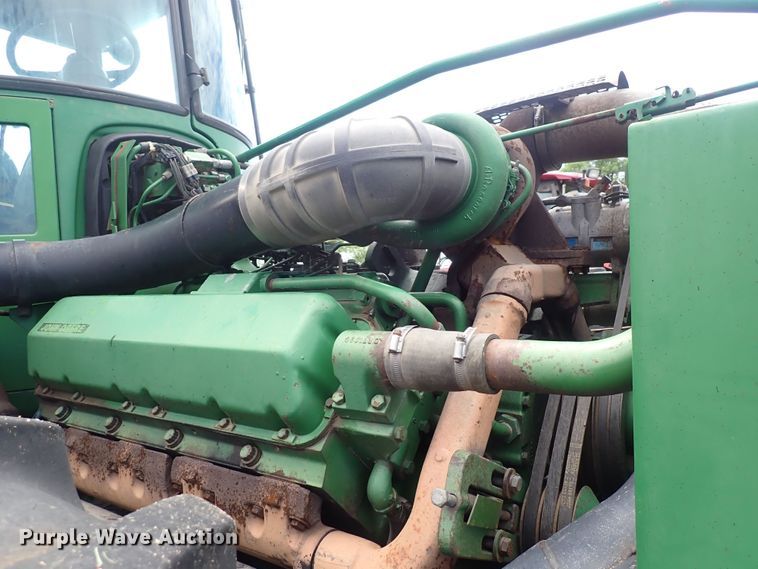 image for item DS7137 1982 John Deere 8850  4WD tractor