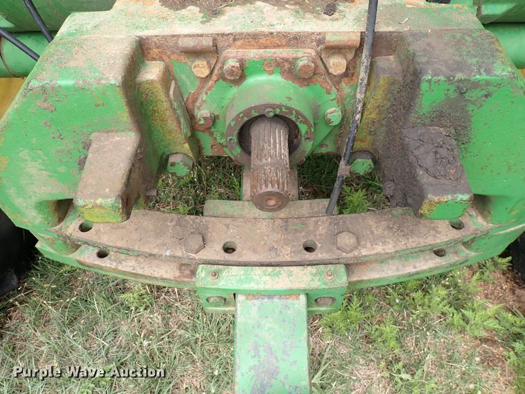image for item DS7137 1982 John Deere 8850  4WD tractor