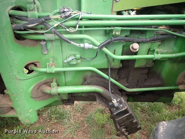 image for item DS7137 1982 John Deere 8850  4WD tractor