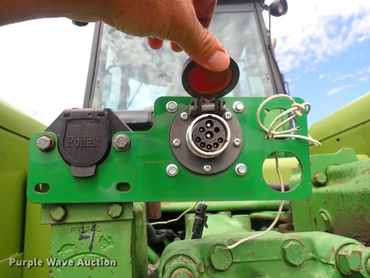 image for item DS7137 1982 John Deere 8850  4WD tractor