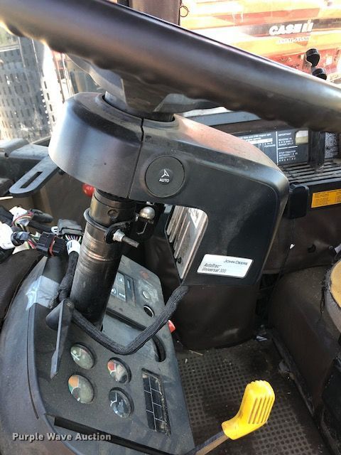 image for item DS7137 1982 John Deere 8850  4WD tractor