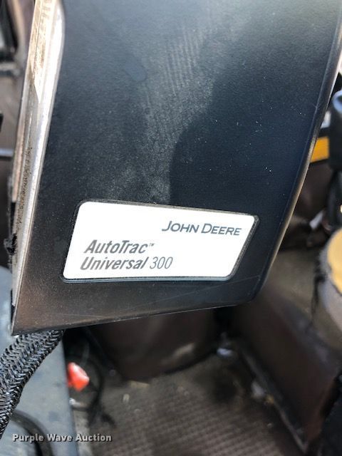 image for item DS7137 1982 John Deere 8850  4WD tractor