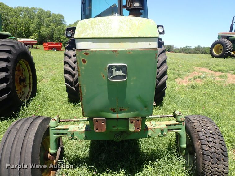image for item DS7138 1976 John Deere 4430  tractor