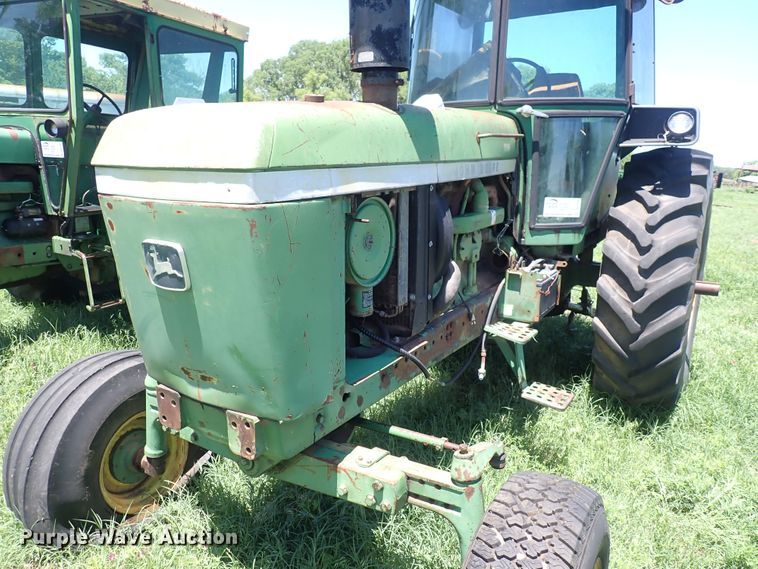 image for item DS7138 1976 John Deere 4430  tractor