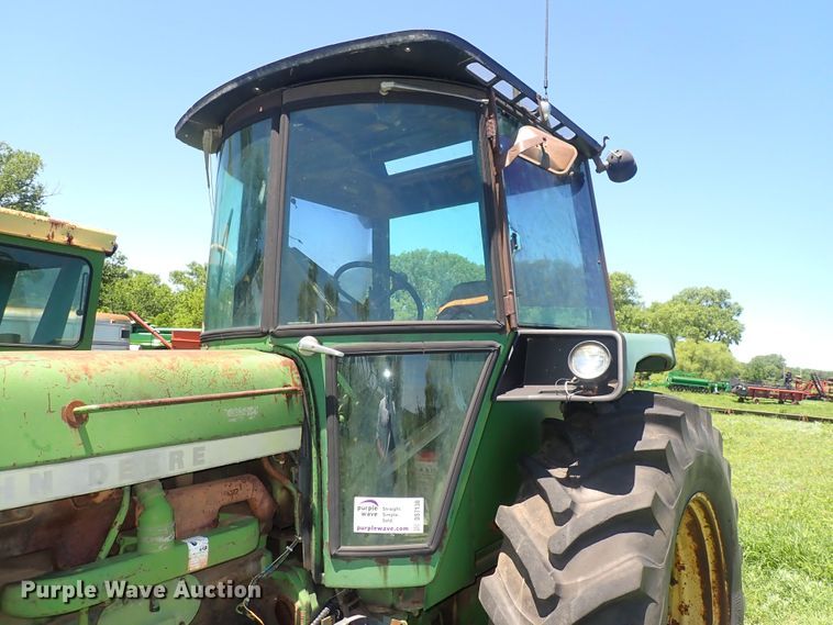 image for item DS7138 1976 John Deere 4430  tractor