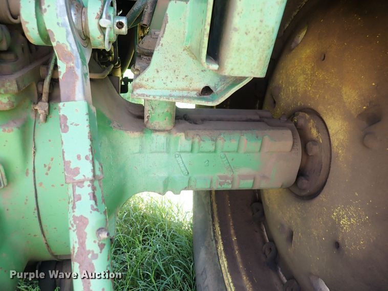 image for item DS7138 1976 John Deere 4430  tractor