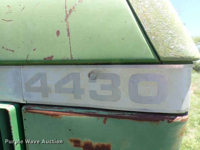 image for item DS7138 1976 John Deere 4430  tractor