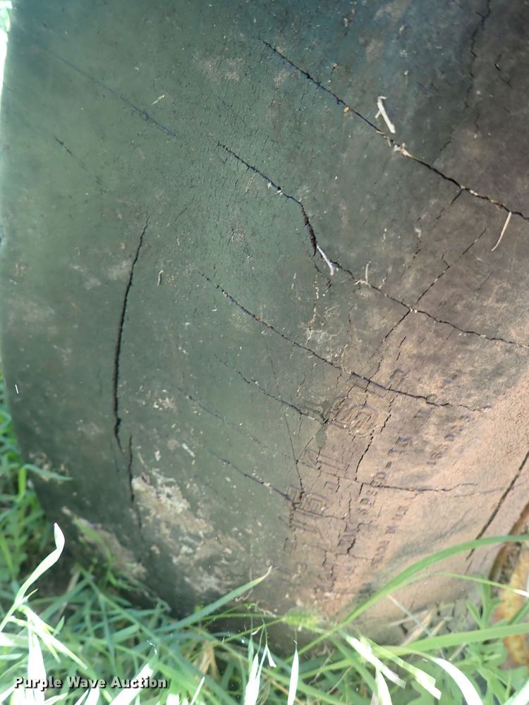 image for item DS7138 1976 John Deere 4430  tractor