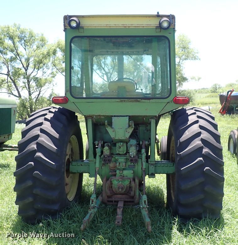 image for item DS7139 1972 John Deere 4320  tractor
