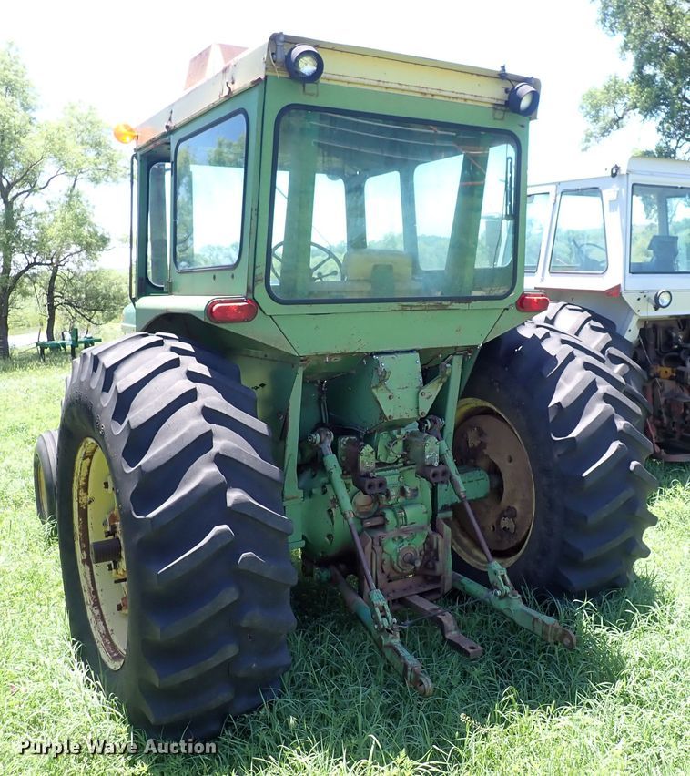 image for item DS7139 1972 John Deere 4320  tractor