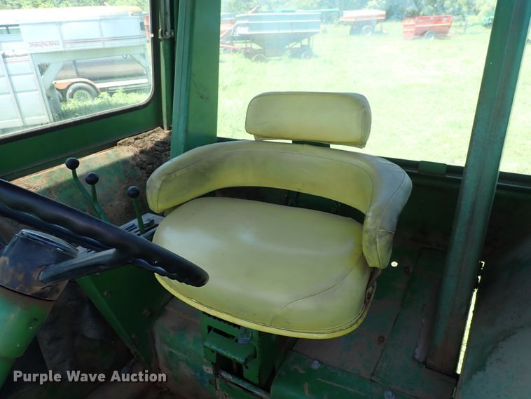 image for item DS7139 1972 John Deere 4320  tractor