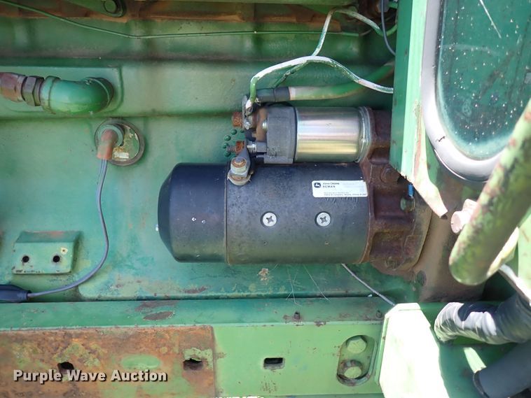 image for item DS7139 1972 John Deere 4320  tractor