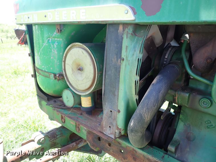 image for item DS7139 1972 John Deere 4320  tractor