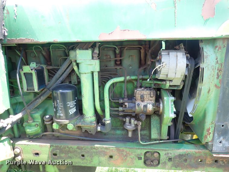 image for item DS7139 1972 John Deere 4320  tractor