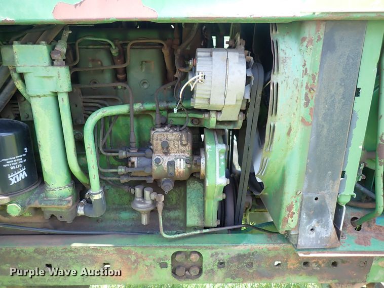 image for item DS7139 1972 John Deere 4320  tractor