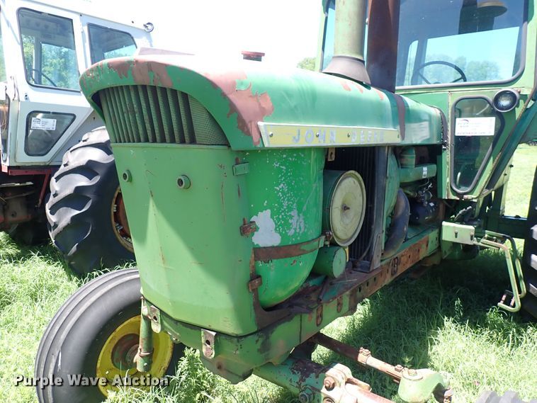 image for item DS7139 1972 John Deere 4320  tractor